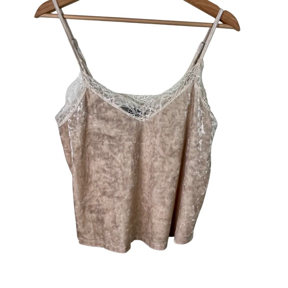 Forever 21 Womens Lace Trim Velvet Camisole Top Size M Champagne‎ Y2K Fairy